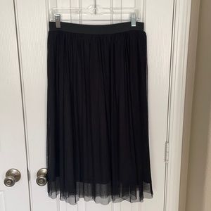 Black midi skirt